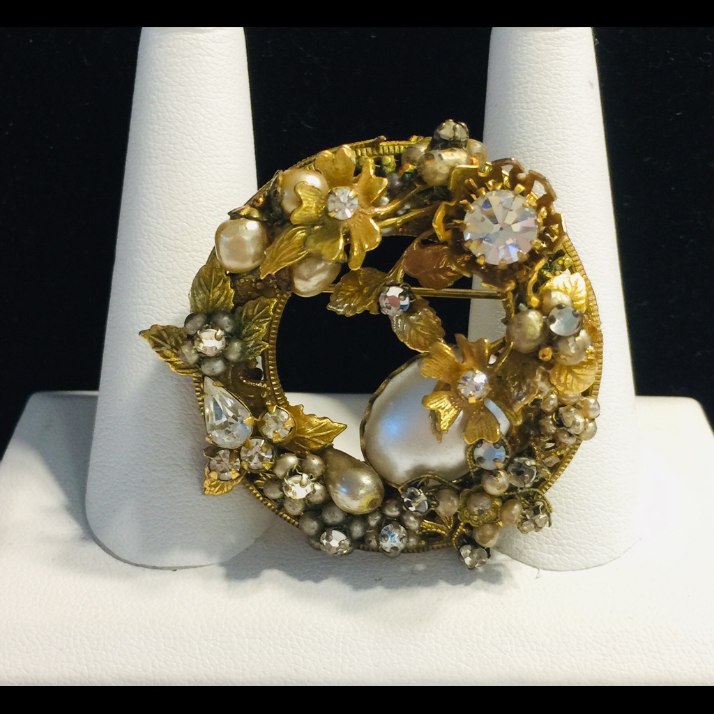 Original By Robert Crystal Pearl Brooch/Pendant